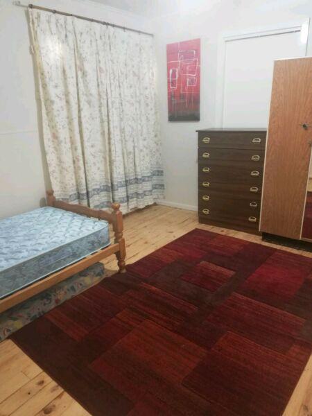Furnished spacious room for rent in Broadmeadows