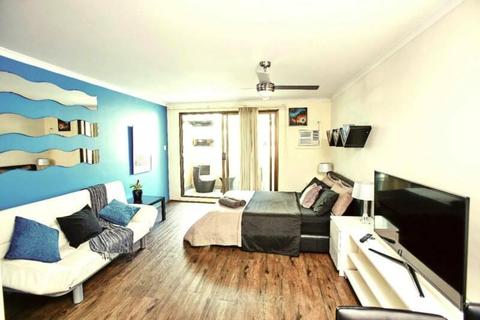 STUDIO IN MANLY AVAILABLE FROM FRIDAY 27th of March for 3-6 months