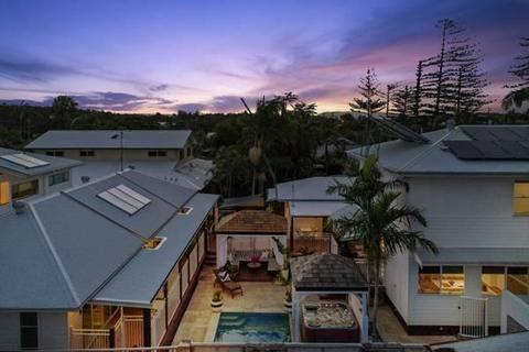 Villas in Byron Bay available Weekly/Monthly