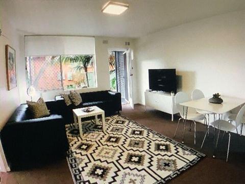 LOCATION Fully furnished Apartment Close to CBD and River $330
