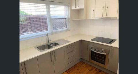 Cronulla 2 bedroom Unit for rent $400/ week. Price reduced from $480