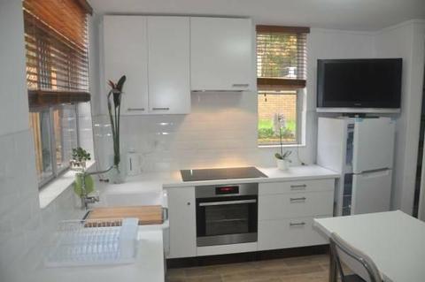 Self Contained Granny Flat with Private Entry in East Lindfield