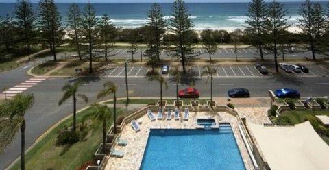 Burleigh Beachfront Apartment for Rent with Ocean Views