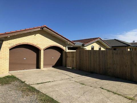 4 bed 1 bath house for rent in Chermside