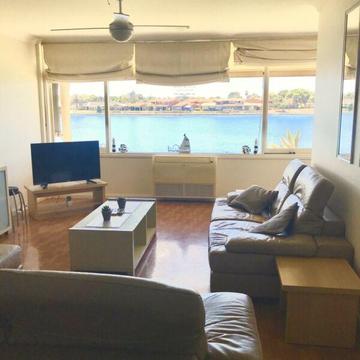 Lakefront 2 bedroom fully furnished unit Tennyson